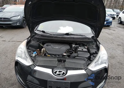 2014 Hyundai Veloster Flex W/Red z USA, uszkodzony, nr VIN KMHTC6AD4EU213389